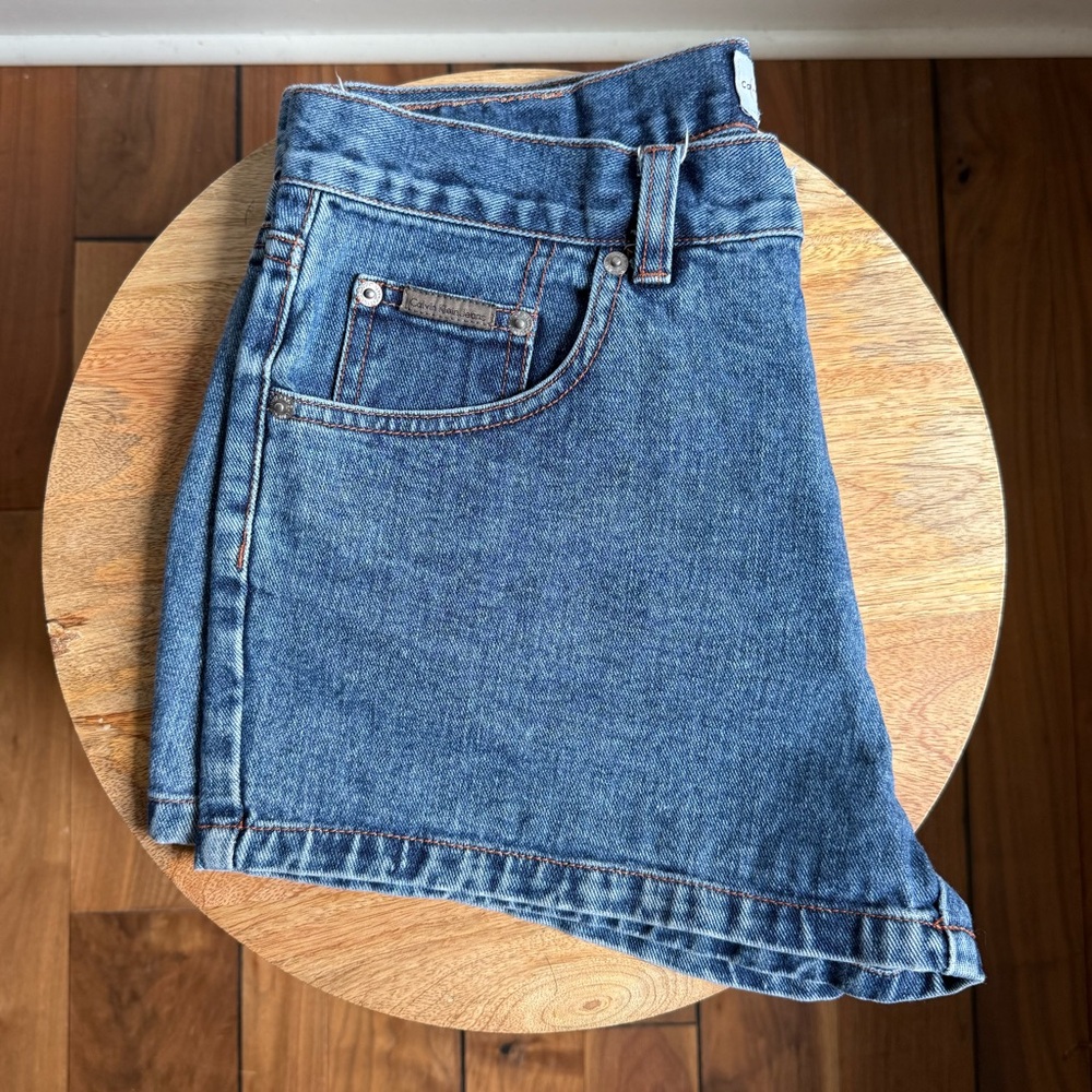 Calvin Klein Vintage Denim High Rise Shorts sz: 7